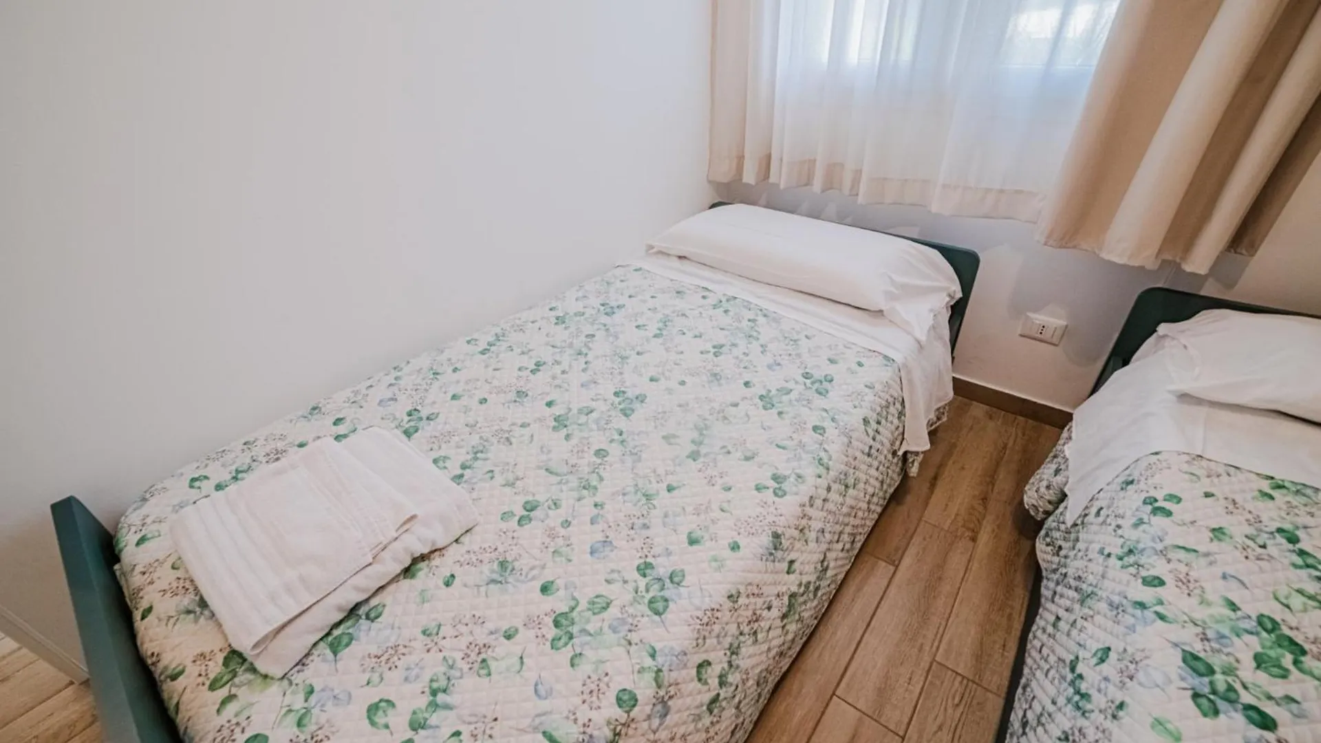 Villa Capri Campofelice Di Roccella 0*,  Italy