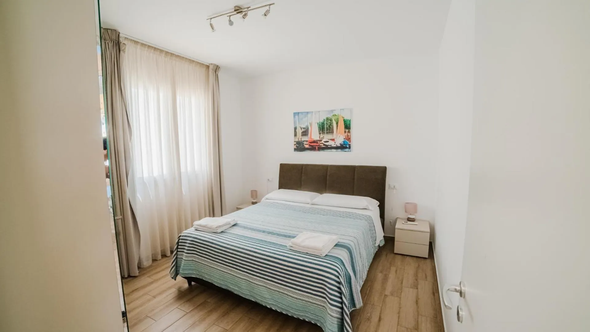Villa Capri Campofelice Di Roccella Italy
